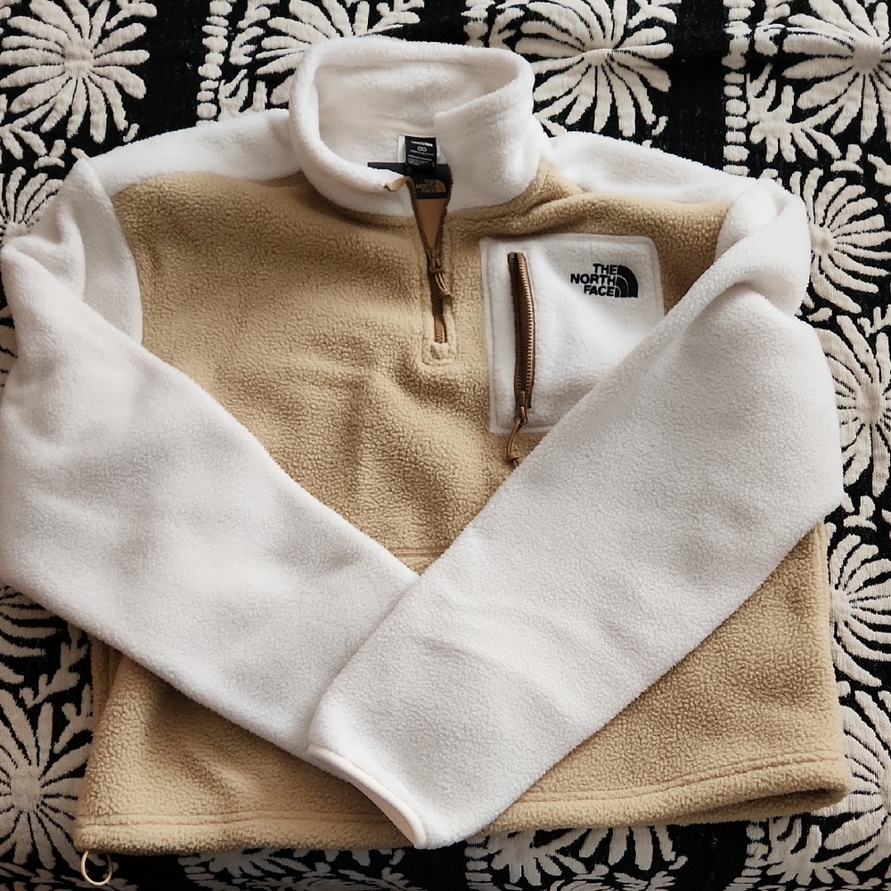 The North Face Women's Half-Zip Fleece Pullover - White & Tan
